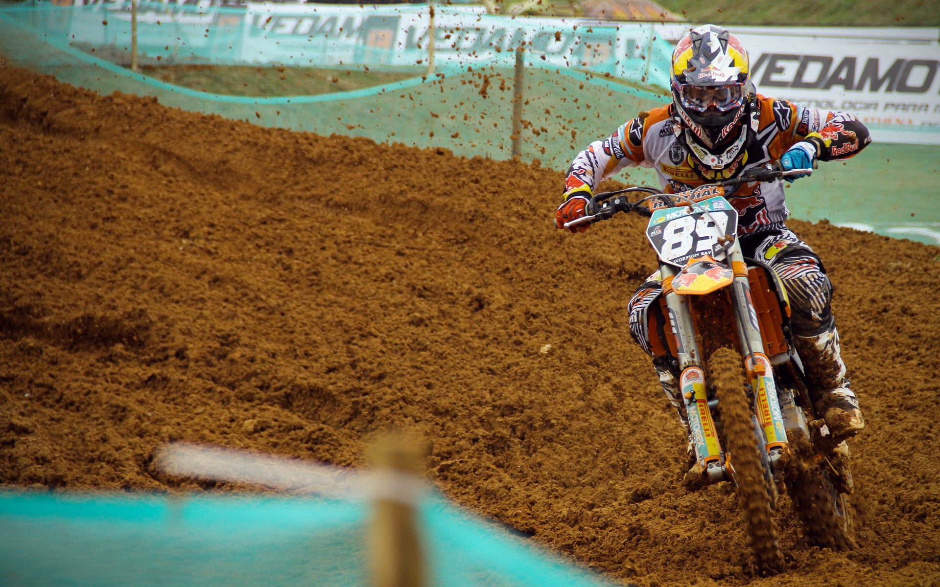 开云网页版-法网横扫拉沃尔杯，阿尔卡拉斯如何点燃赛场，定义网球新时代