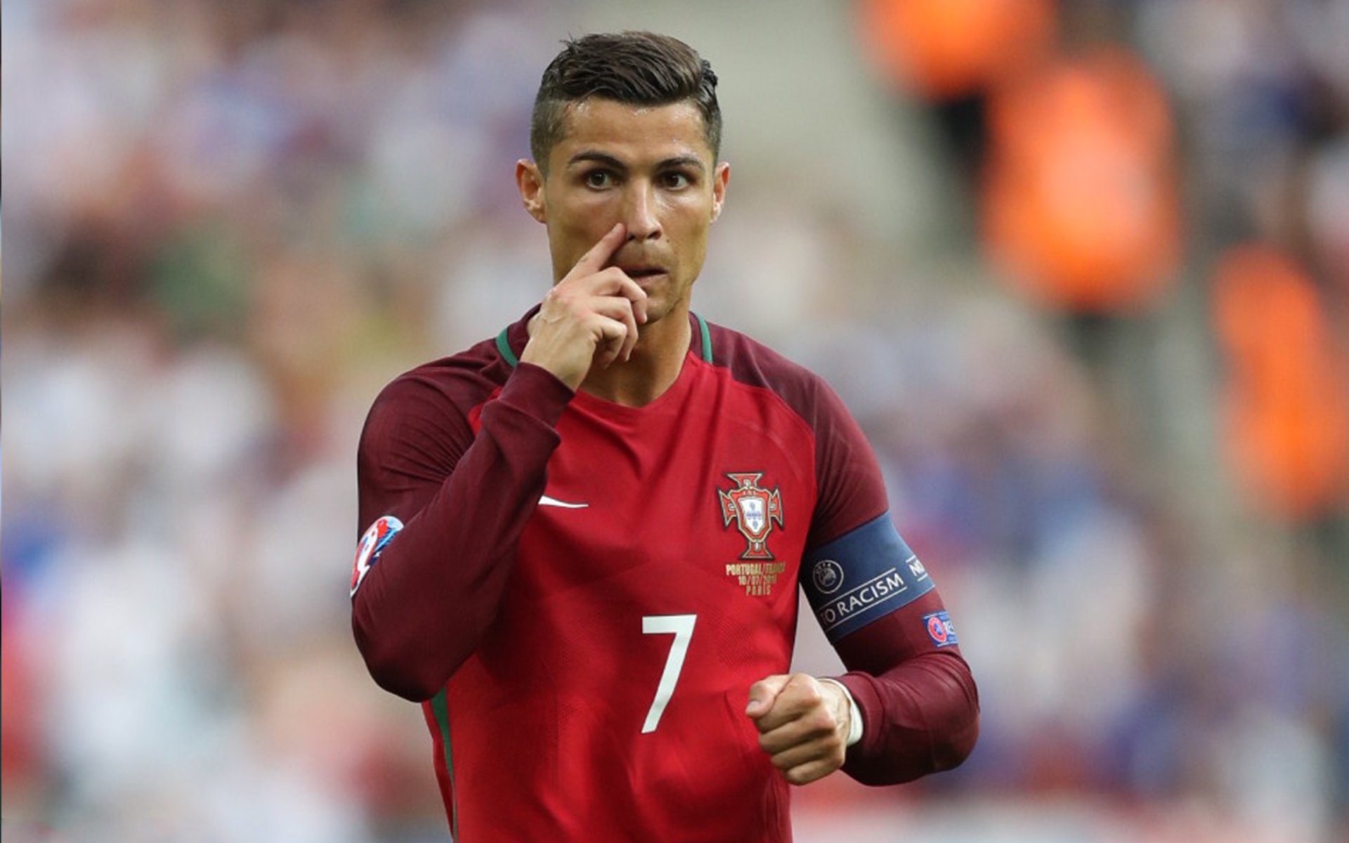 开云平台-年度焦点之战之夜，法比尼奥里程碑时刻，铸就中场大师传奇